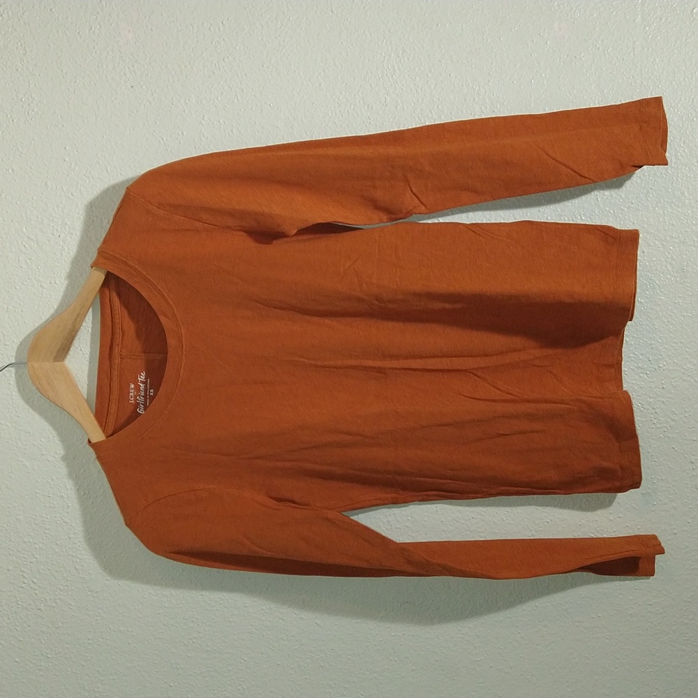 JCrew “girlfriend tee” Long sleeve 100% cotton rust colored shirt